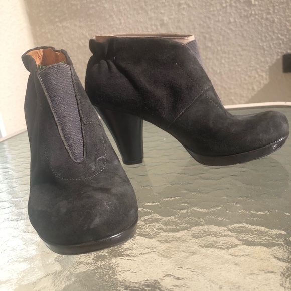 NEW NAYA Bara Suede Leather Booties Heels size 5 - Picture 8 of 14